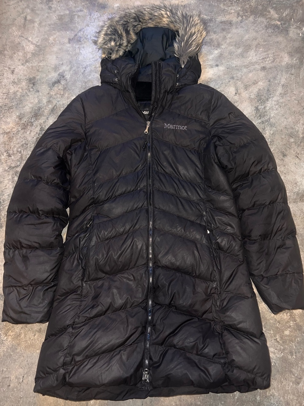 • Marmot Montreal Long Down Puffer Jacket with Faux Fur Hood - Black - Size M